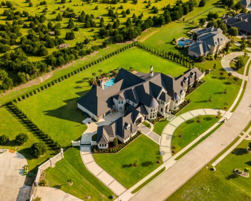 The Path to Net-Zero: Sustainable Strategies for Luxury Real Estate